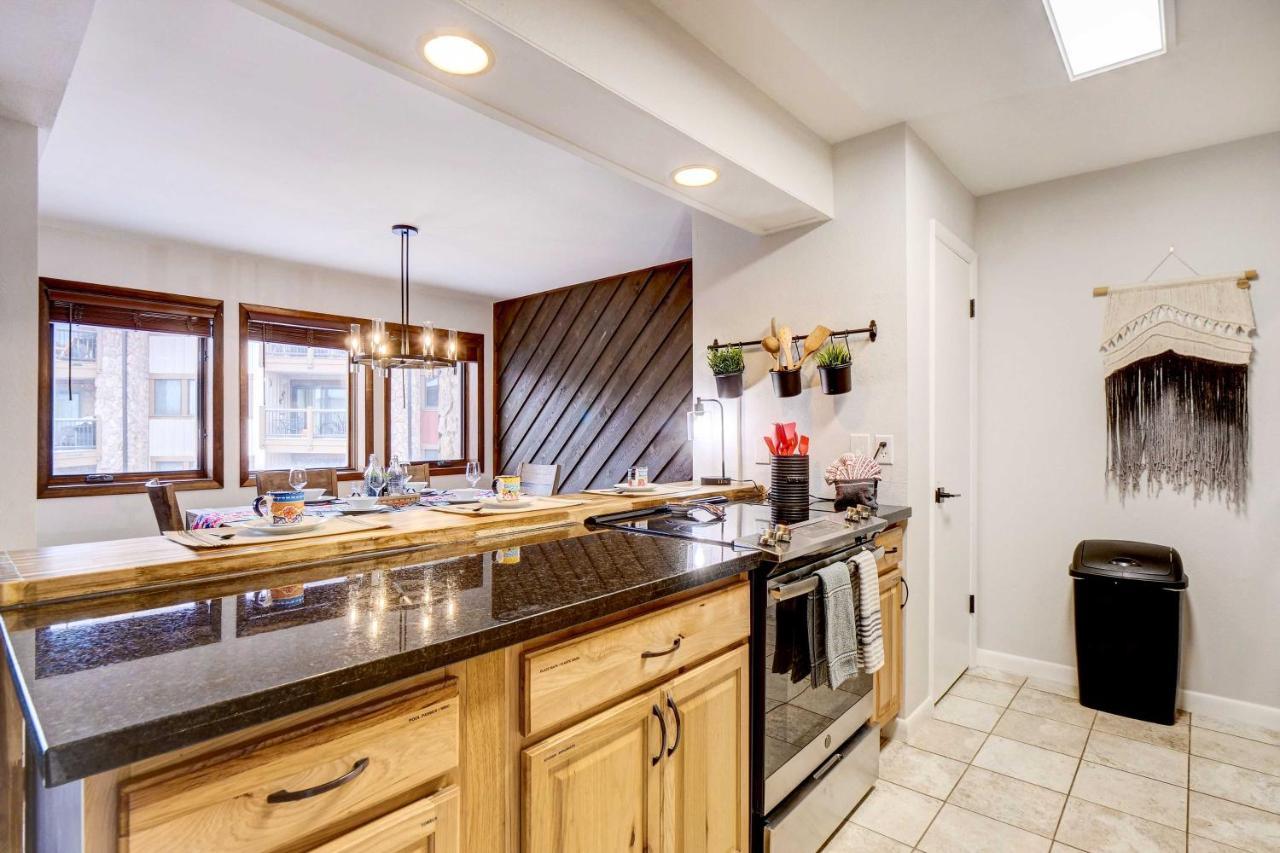 Central Breckenridge Condo With Hot Tub Walk To Ski Екстер'єр фото